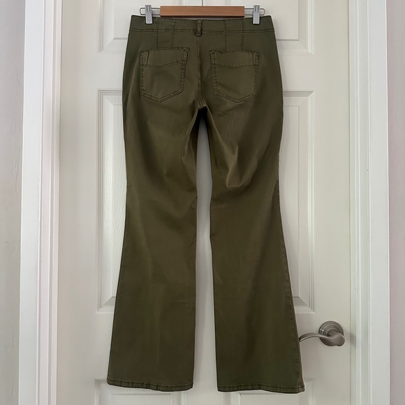 Anthropologie Pilcro Demilune Boot Utility Flare Pant Green Women's Size 26 - Picture 6 of 15